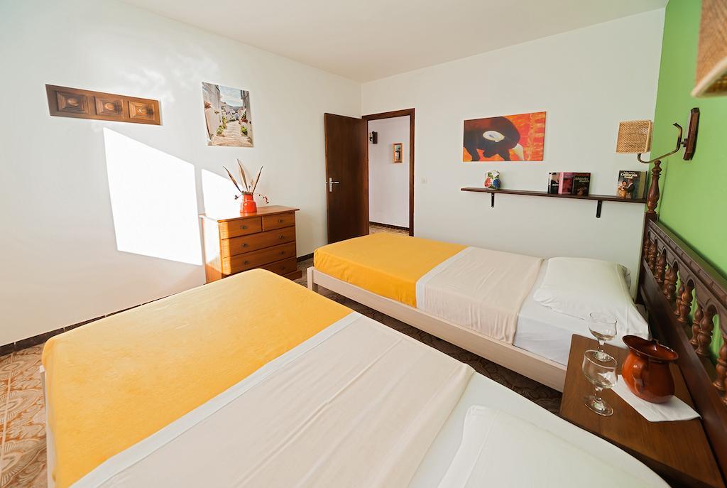 Apartamentos Casa Blanca Miami Platja  Habitación foto